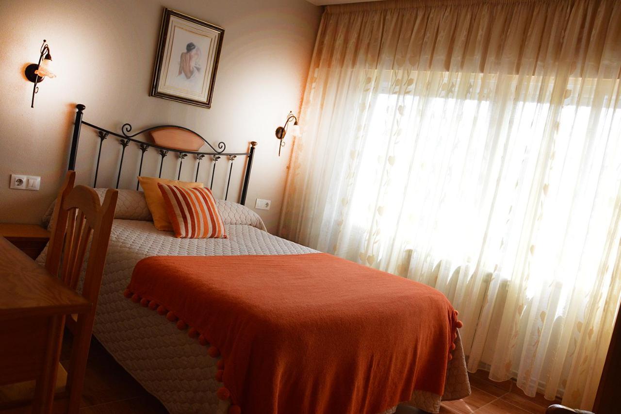 Pension Quilmes Vimianzo Esterno foto