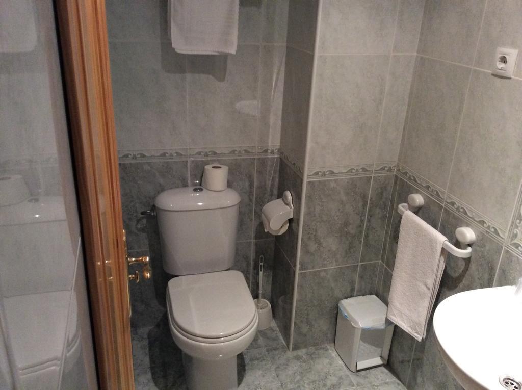 Pension Quilmes Vimianzo Esterno foto